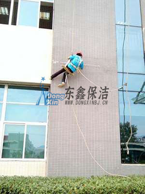 合肥門頭玻璃清洗